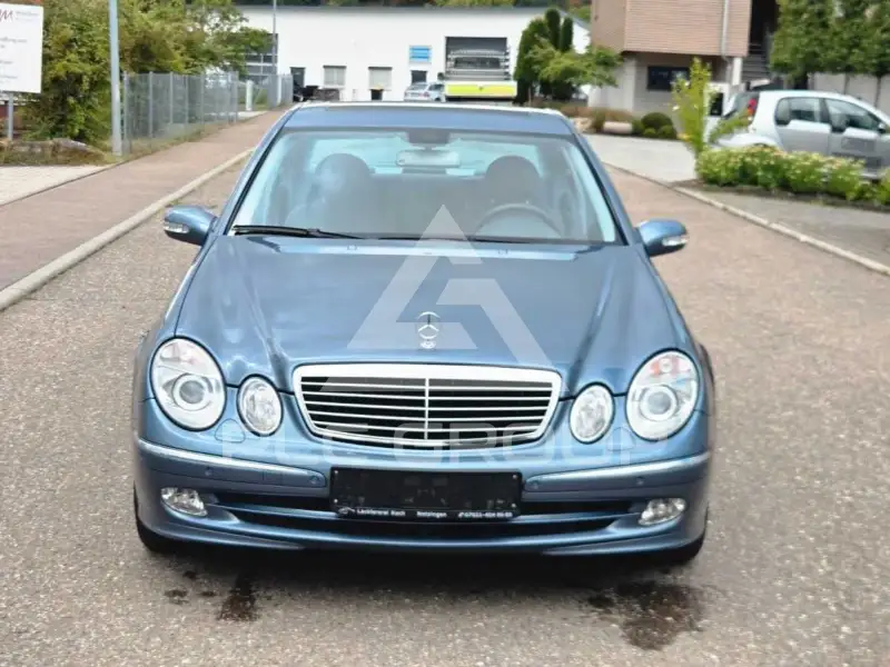 2004 Mercedes Benz E 320