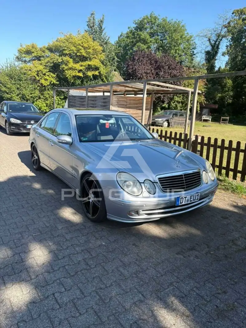 2004 Mercedes Benz E 320