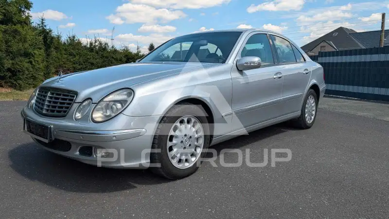2004 Mercedes Benz E 320