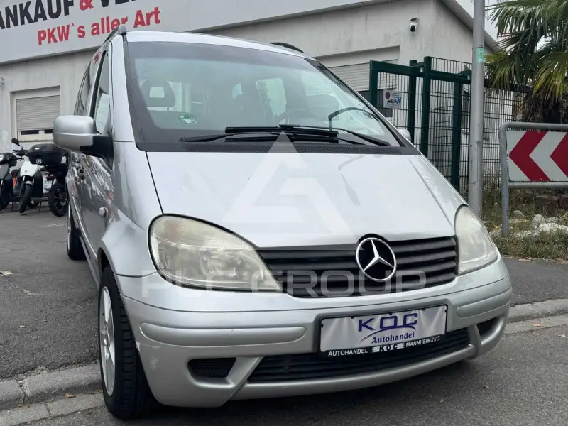 2004 Mercedes Benz Viano