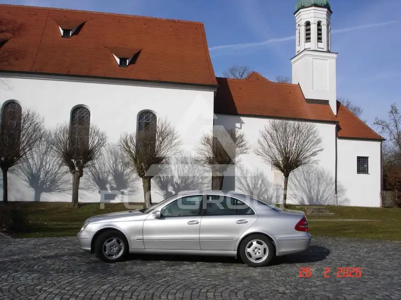 2004 Mercedes Benz 320