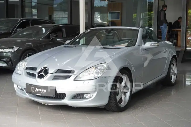 2004 Mercedes Benz SLK 200