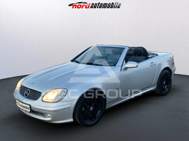 2004 Mercedes Benz SLK 200