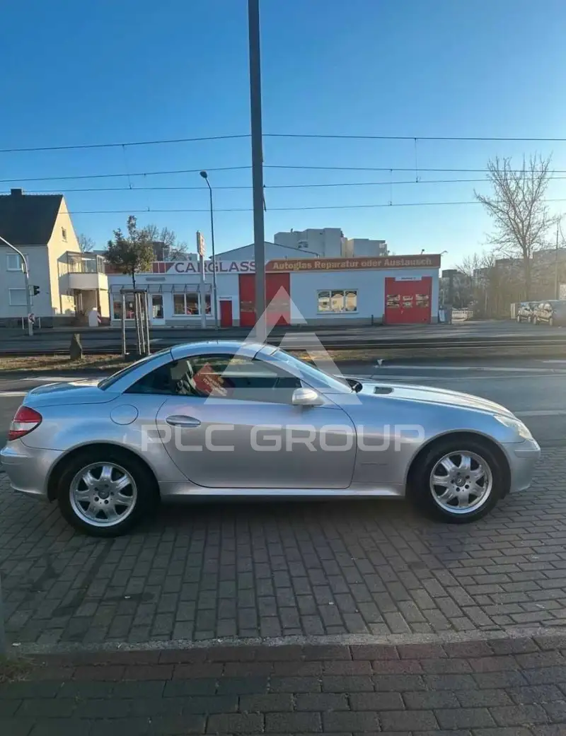 2004 Mercedes Benz SLK 200