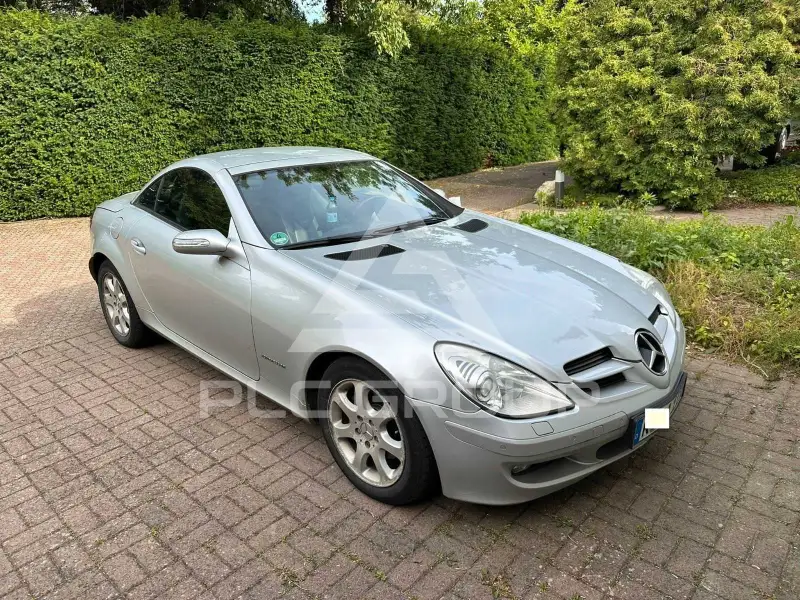 2004 Mercedes Benz SLK 200