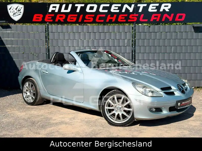 2004 Mercedes Benz SLK 200