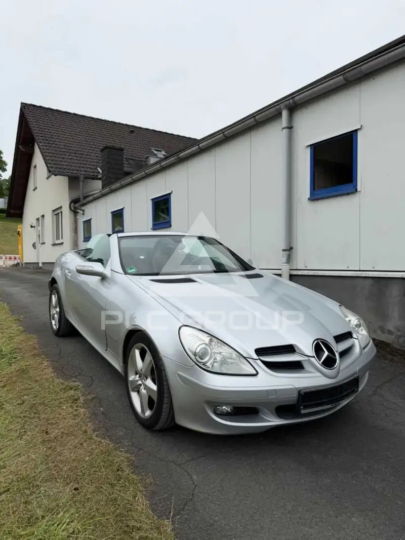 2004 Mercedes Benz SLK 200