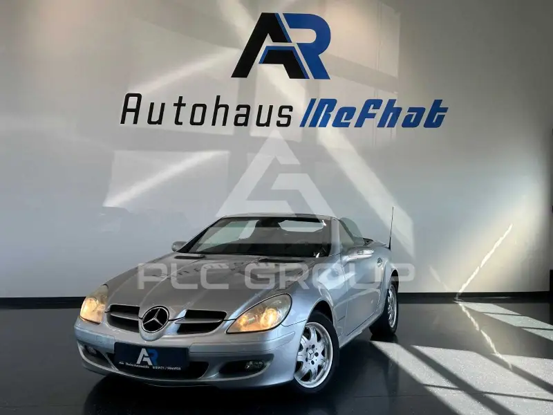 2004 Mercedes Benz SLK 200