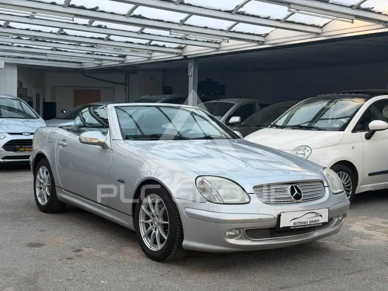 2004 Mercedes Benz SLK 200