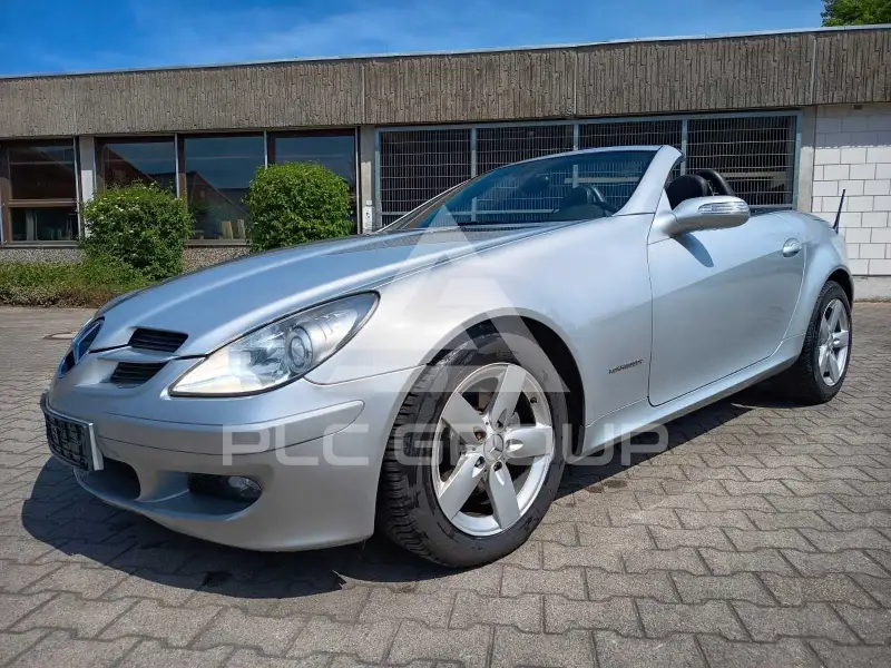 2004 Mercedes Benz SLK 200