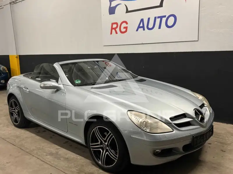 2004 Mercedes Benz SLK 200