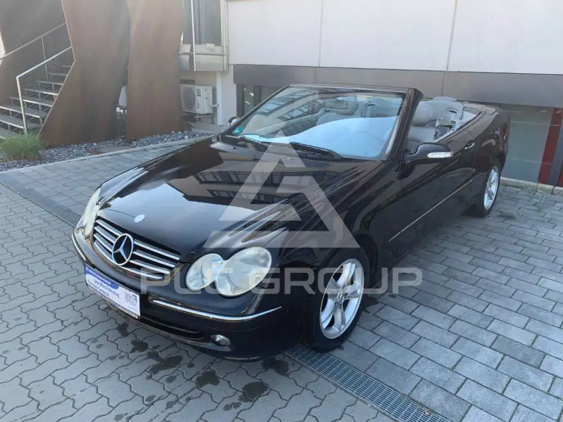 2004 Mercedes Benz CLK 200