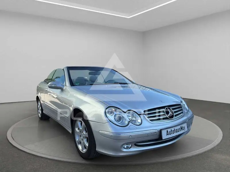 2004 Mercedes Benz CLK 200