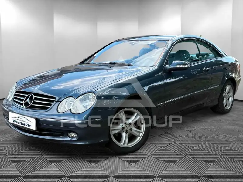 2004 Mercedes Benz CLK 200