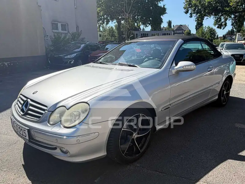 2004 Mercedes Benz CLK 200