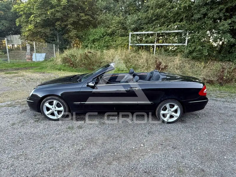 2004 Mercedes Benz CLK 200