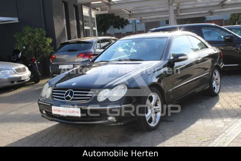 2004 Mercedes Benz CLK 200