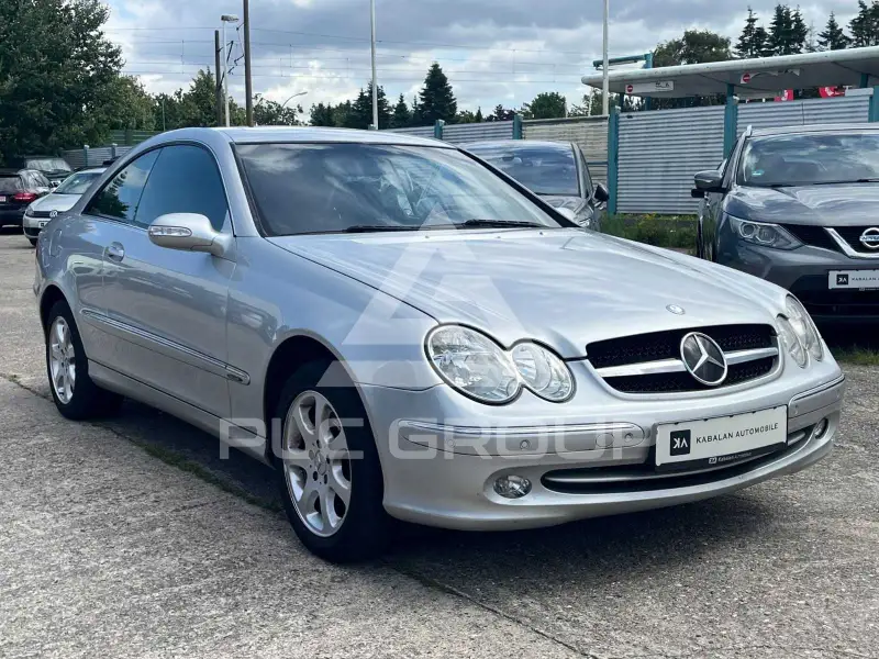 2004 Mercedes Benz CLK 200