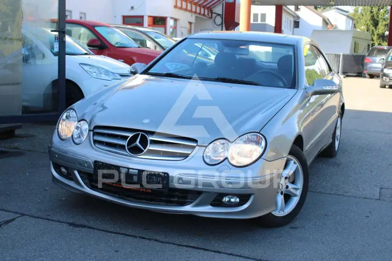 2004 Mercedes Benz CLK 200
