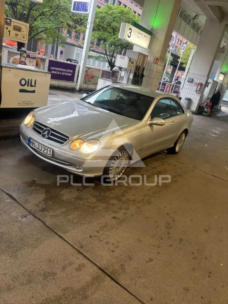 2004 Mercedes Benz CLK 200