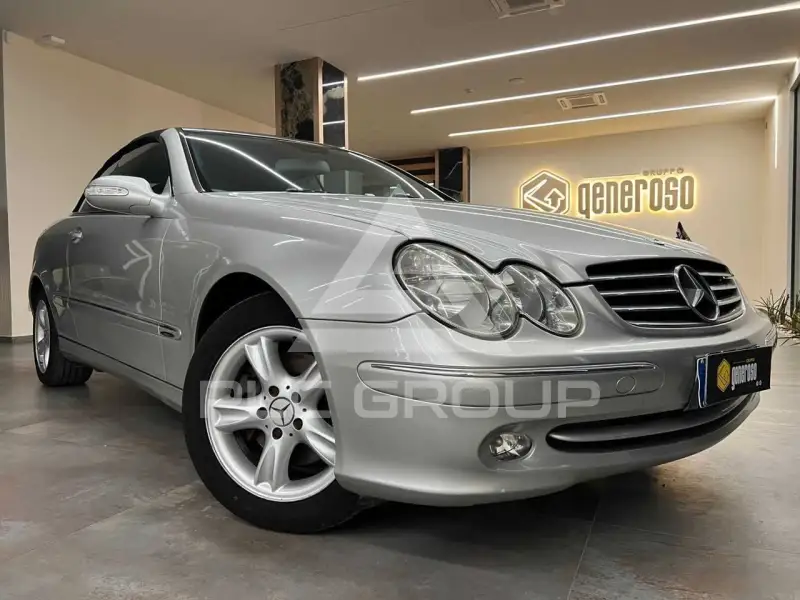 2004 Mercedes Benz CLK 200