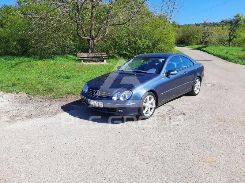 2004 Mercedes Benz CLK 200