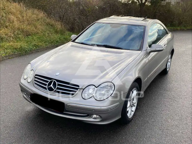 2004 Mercedes Benz CLK 200