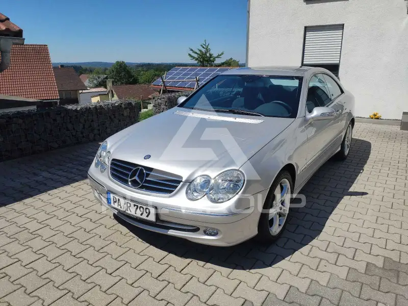 2004 Mercedes Benz CLK 200