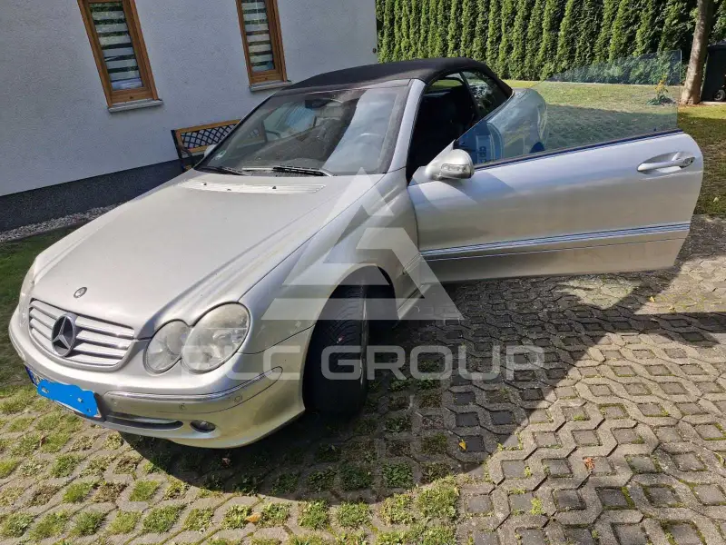 2004 Mercedes Benz CLK 200