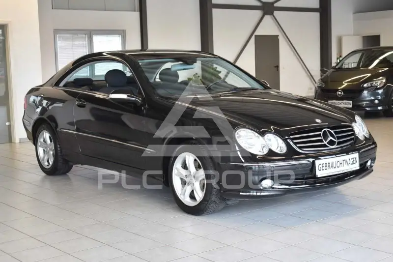 2004 Mercedes Benz CLK 200