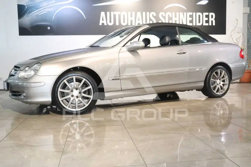 2004 Mercedes Benz CLK 200