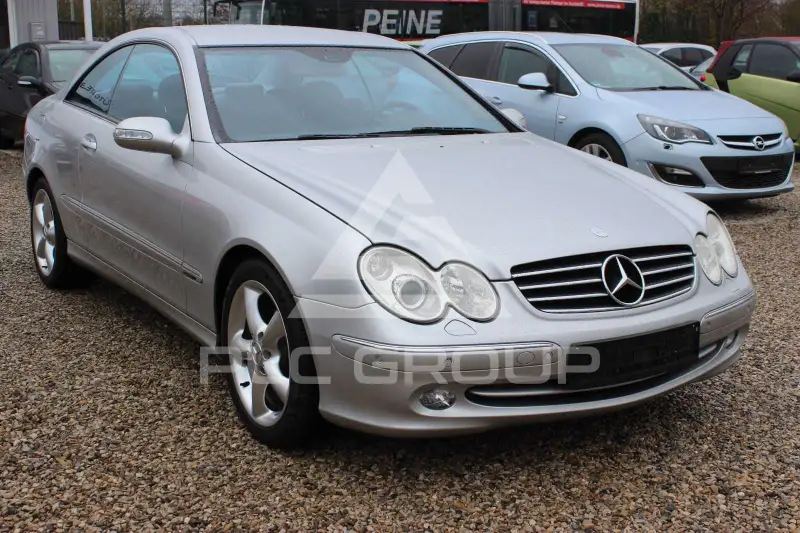 2004 Mercedes Benz CLK 200