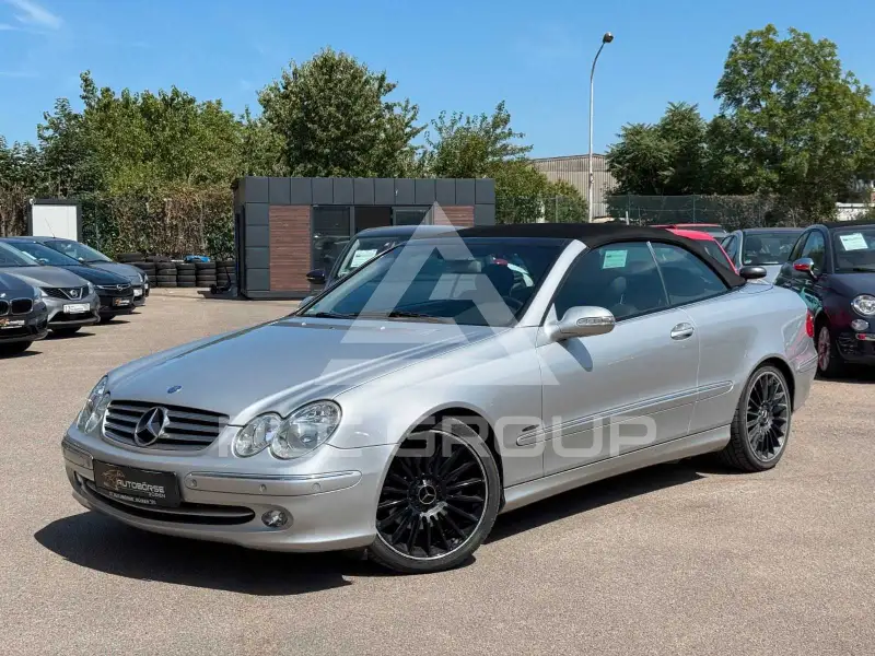 2004 Mercedes Benz CLK 200