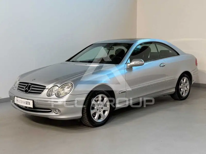 2004 Mercedes Benz CLK 200