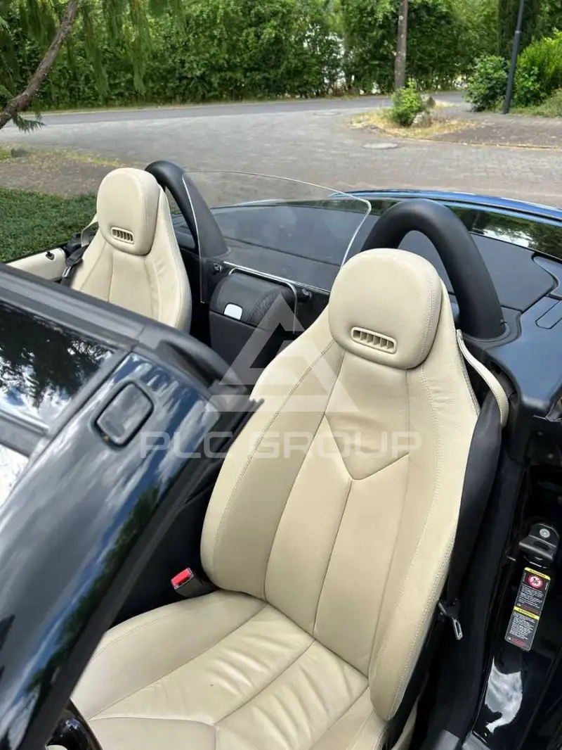 2004 Mercedes Benz SLK 320