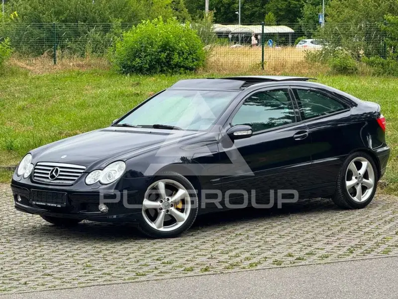 2004 Mercedes Benz CE 320