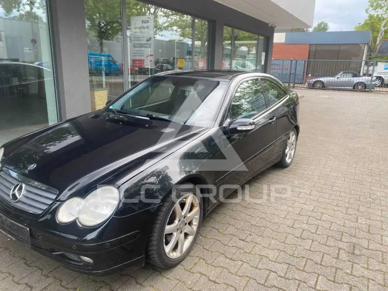 2004 Mercedes Benz CE 320