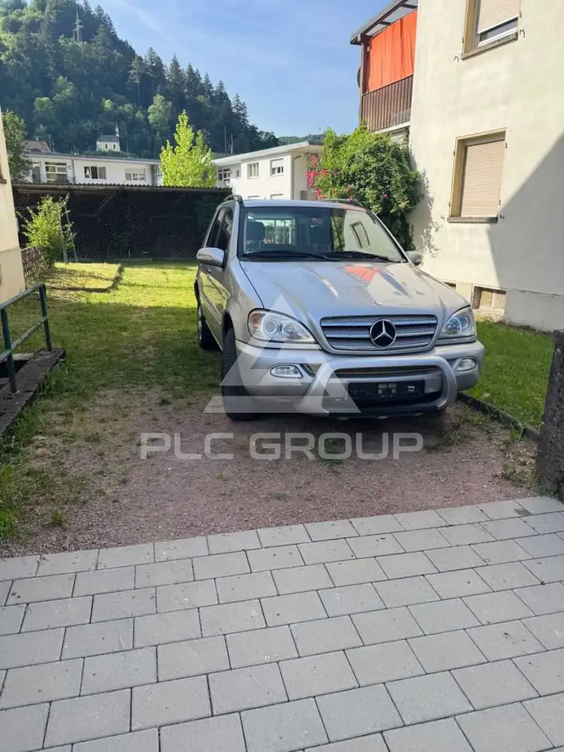 2004 Mercedes Benz ML 350