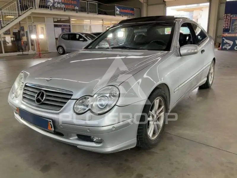 2004 Mercedes Benz C 320