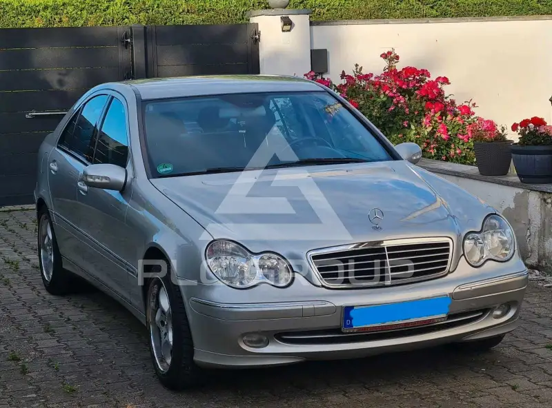 2004 Mercedes Benz C 320