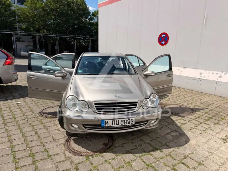 2004 Mercedes Benz C 320