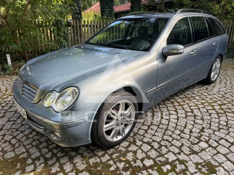 2004 Mercedes Benz C 320