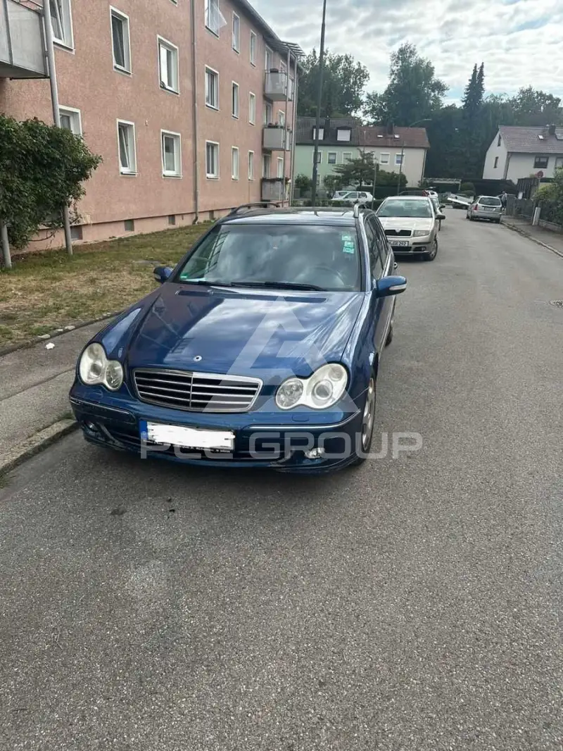 2004 Mercedes Benz 220