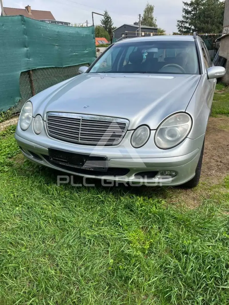 2004 Mercedes Benz 220