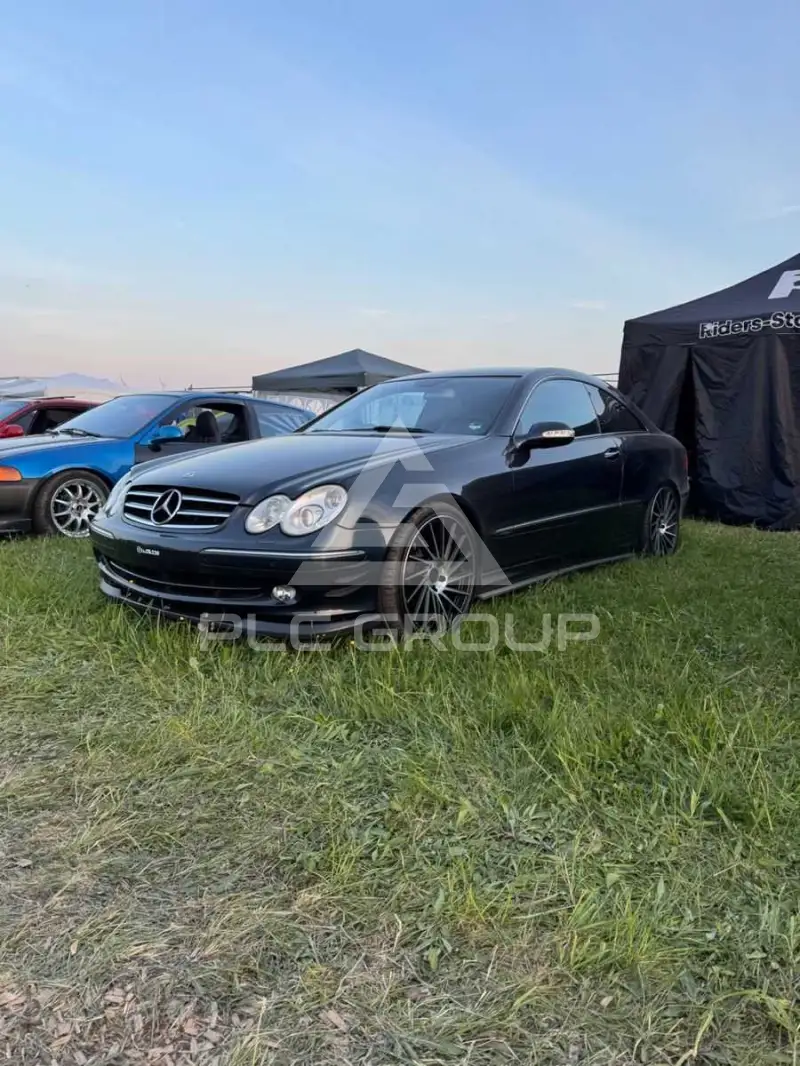 2004 Mercedes Benz CLK 320