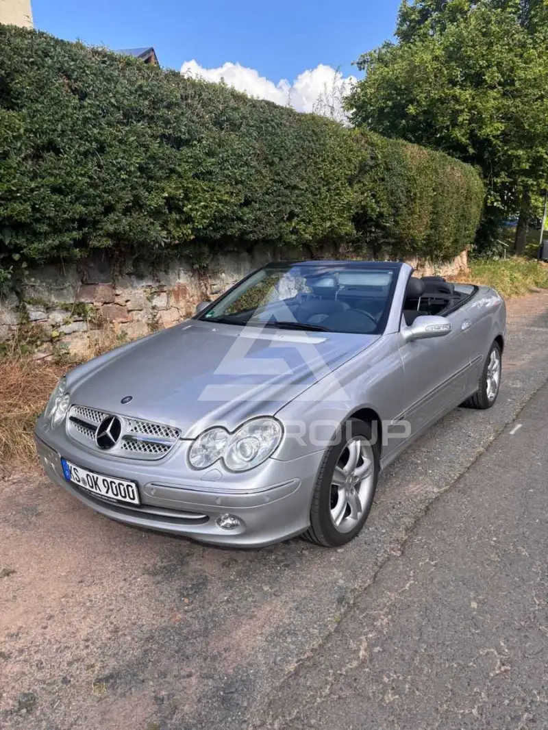 2004 Mercedes Benz CLK 320