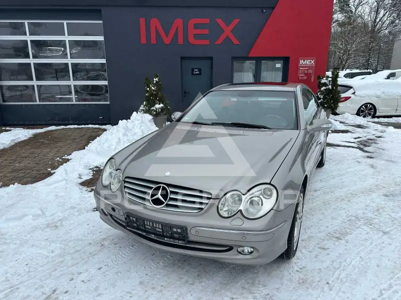 2004 Mercedes Benz CLK 320