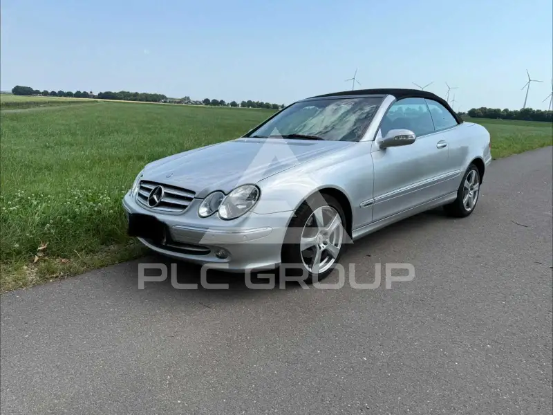 2004 Mercedes Benz CLK 320