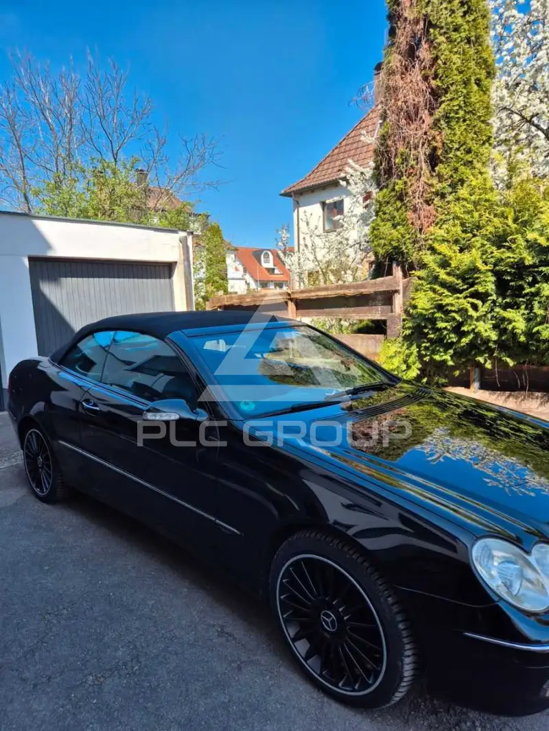 2004 Mercedes Benz CLK 320
