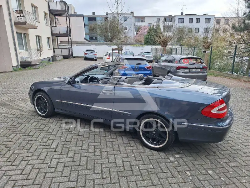 2004 Mercedes Benz CLK 320